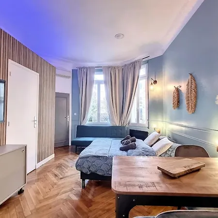 Eleonore Elegance Calme Confort Et Parking Apartmán Rouen